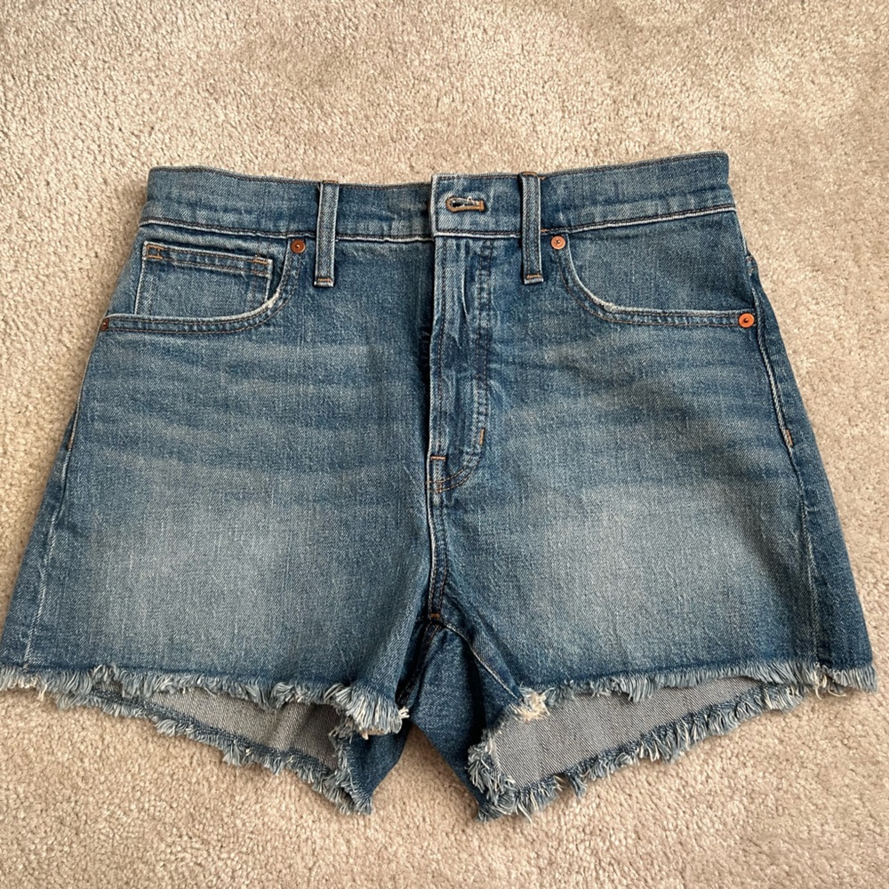 Madewell the perfect jean short size 29